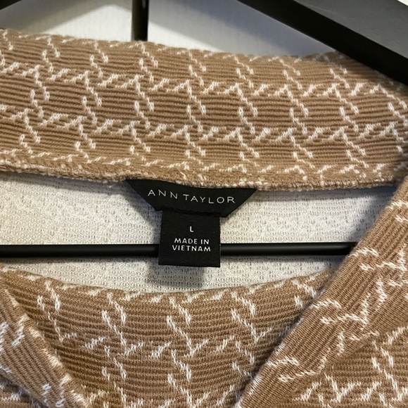 Ann Taylor Geo Mock Neck Top - Picture 4 of 5